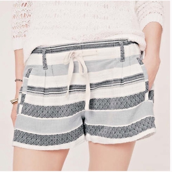 lou and grey linen shorts